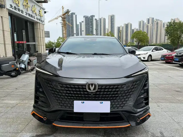 Changan UNI-T — Фото автомобиля 2