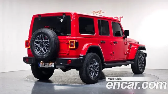 Jeep Wrangler JL — Фото автомобиля 2