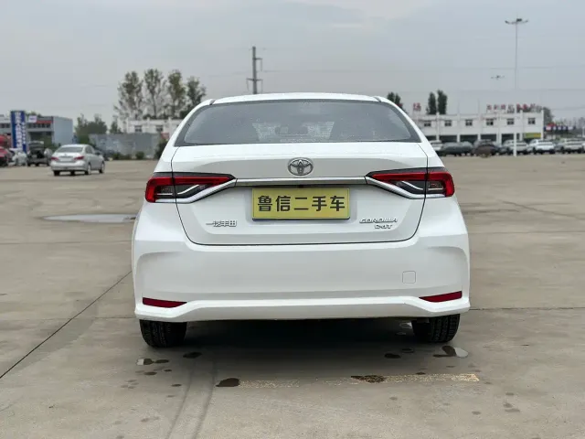Toyota Corolla — Фото автомобиля 7