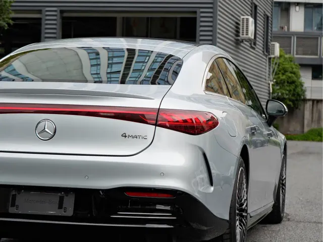 Mercedes-Benz EQS — Фото автомобиля 6
