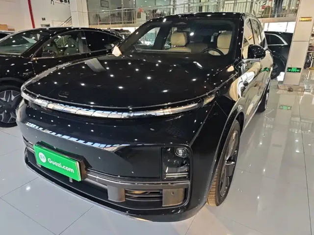 Фотография автомобиля — Li Auto L9