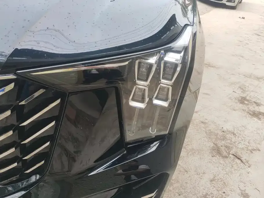 GAC Trumpchi Trumpchi GS8 2025 Pilot Series 2.0TGDI 2WD Luxury Edition 5-seater — Фото автомобиля 5