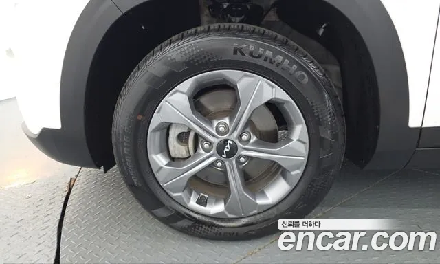 Kia Seltos — Фото автомобиля 5
