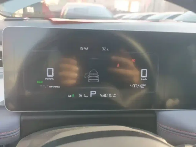 Geely Geometry E Firefly — Фото автомобиля 11