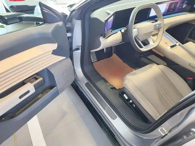 Audi E5 Sportback — Фото автомобиля 15