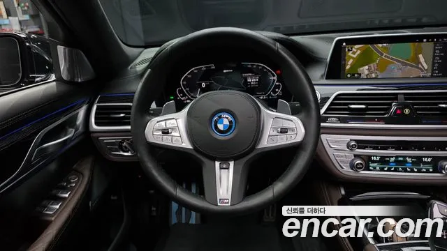 BMW 7 Series — Фото автомобиля 19
