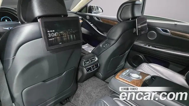 Genesis G80 Бензин 2.5 турбо AWD — Фото автомобиля 9