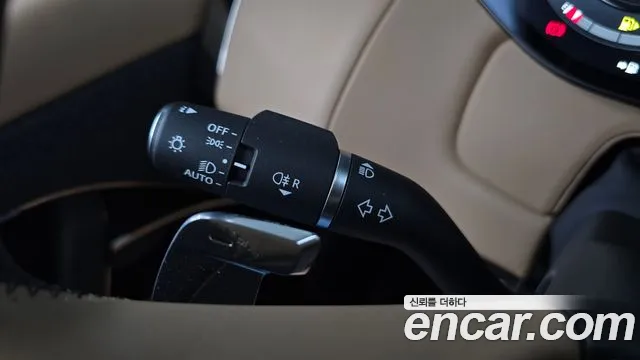 Land Rover Range Rover Sport — Фото автомобиля 29