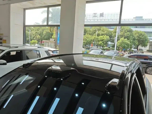 Nio ES8 — Фото автомобиля 9