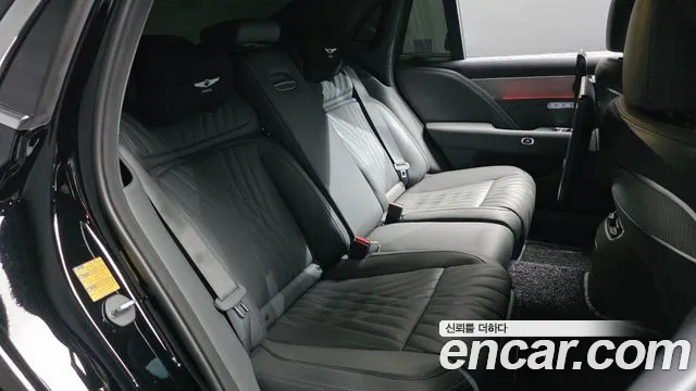 Genesis G90 Бензин 3.5 турбо AWD — Фото автомобиля 12
