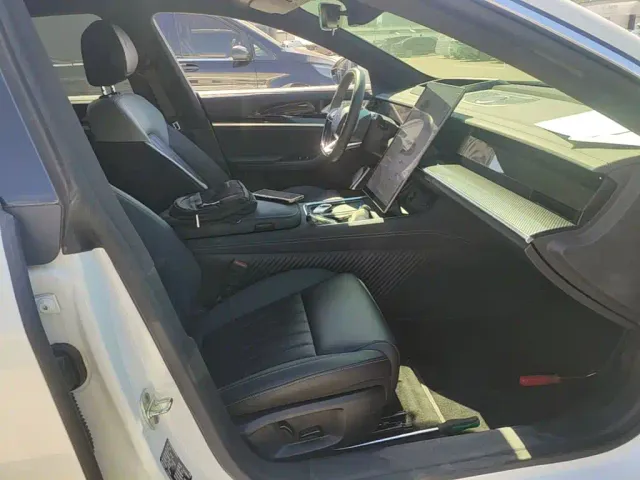 Hozon Nezha S Shooting Brake — Фото автомобиля 24