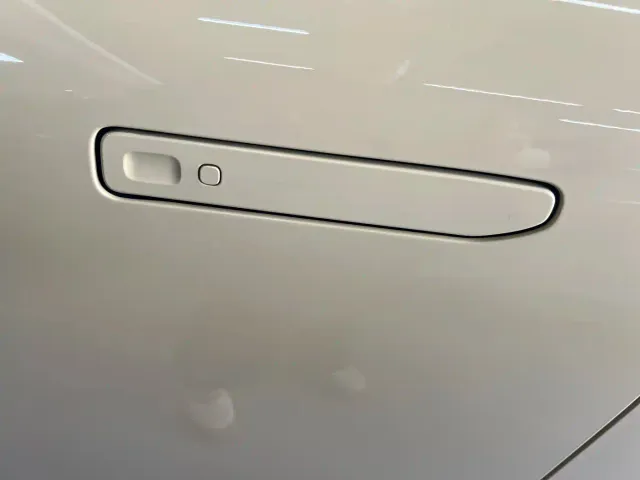 Leapmotor Lafa 5 — Фото автомобиля 5
