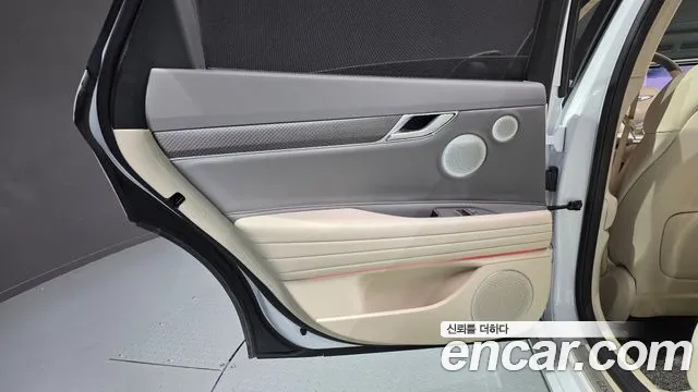 Genesis G80 Бензин 2.5 турбо AWD — Фото автомобиля 19