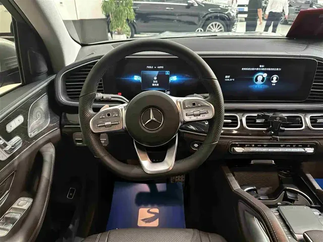 Mercedes-Benz GLS-Class — Фото автомобиля 6