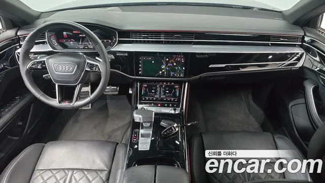 Audi A8 — Фото автомобиля 10