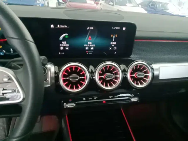 Mercedes-Benz GLB-Class — Фото автомобиля 12
