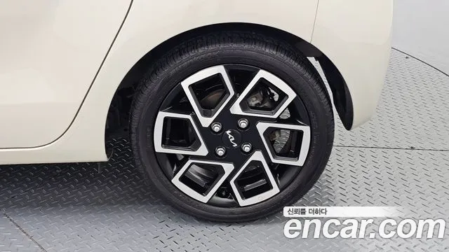 Kia RAY Новый Kia Ray Signature — Фото автомобиля 21