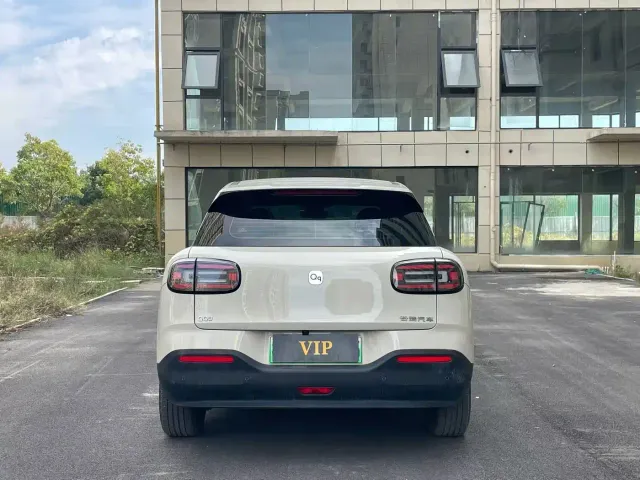 Chery QQ3 EV — Фото автомобиля 8