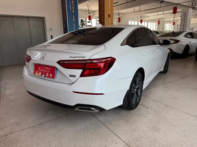 Honda Inspire — Фото автомобиля 8