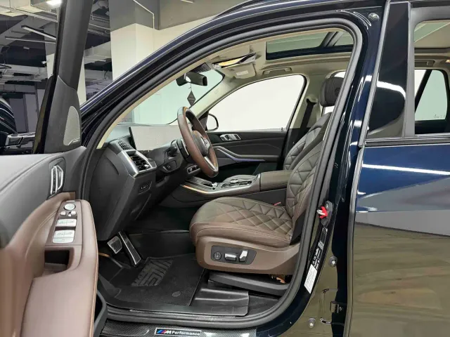 BMW X5 — Фото автомобиля 11