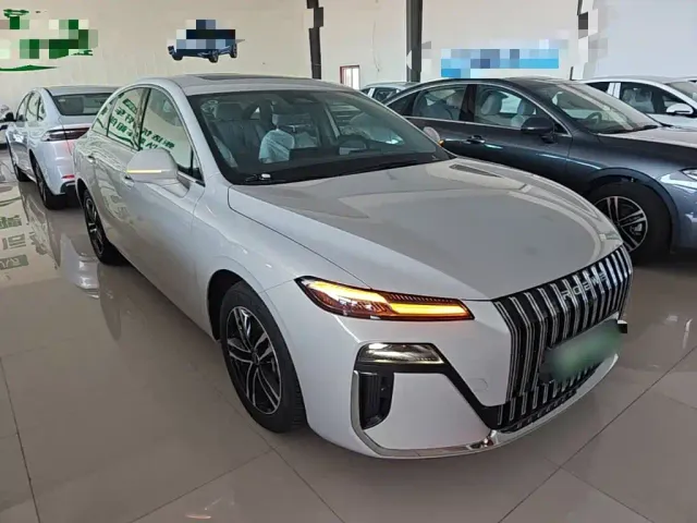 Roewe M7 DMH — Фото автомобиля 3