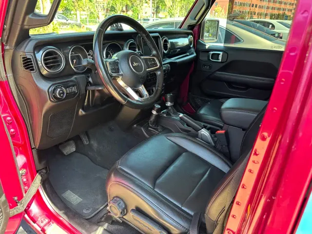 Jeep Wrangler — Фото автомобиля 7
