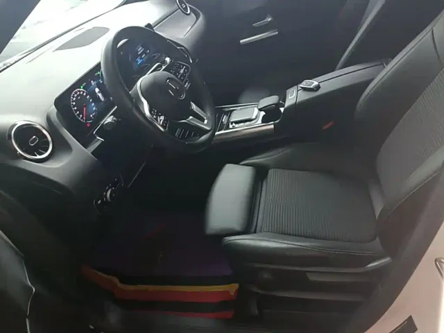 Mercedes-Benz B-Class — Фото автомобиля 14