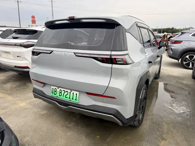 GAC Aion Y — Фото автомобиля 7