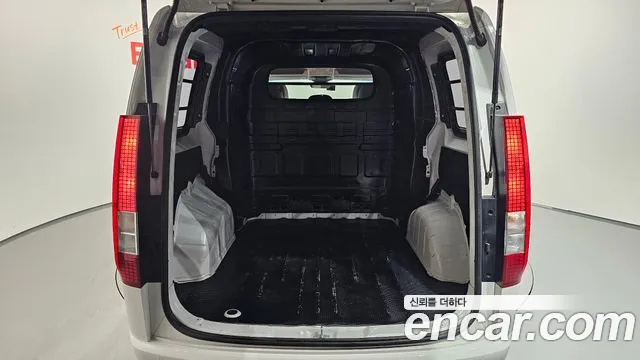 Hyundai Staria — Фото автомобиля 23