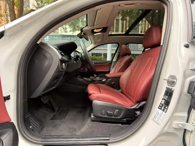 BMW X3 — Фото автомобиля 12