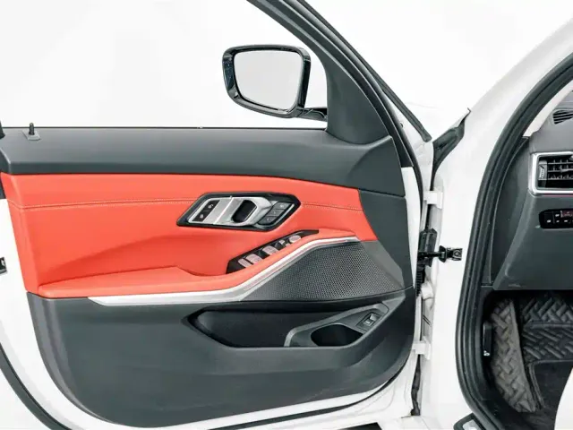 BMW 3 Series — Фото автомобиля 15