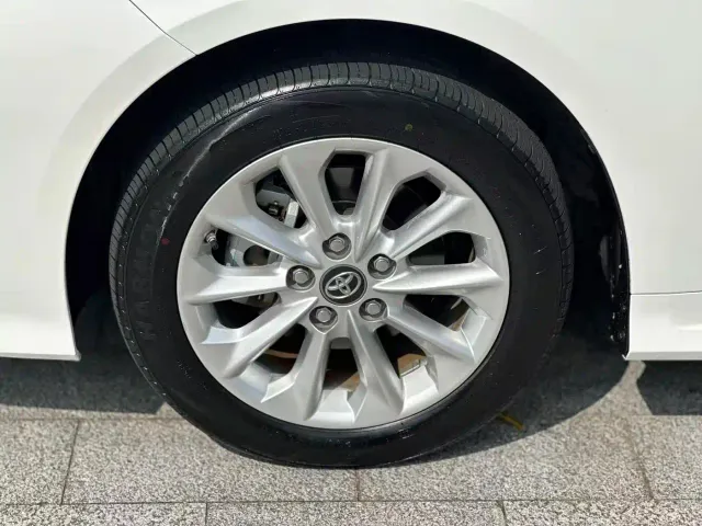 Toyota Corolla — Фото автомобиля 16