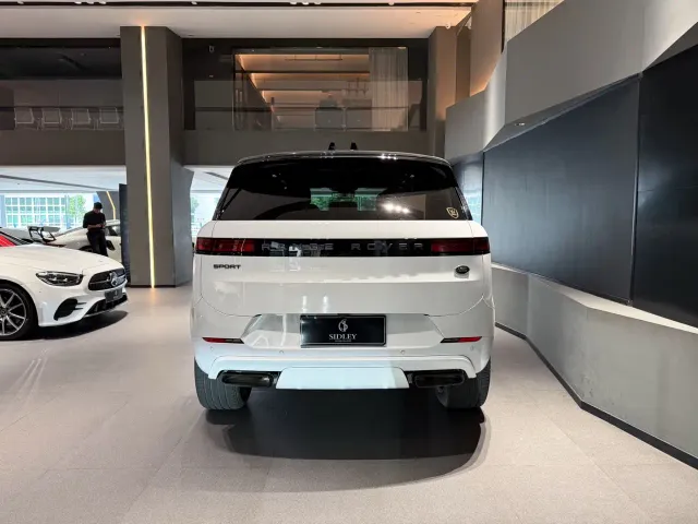 Land Rover Range Rover Sport — Фото автомобиля 5