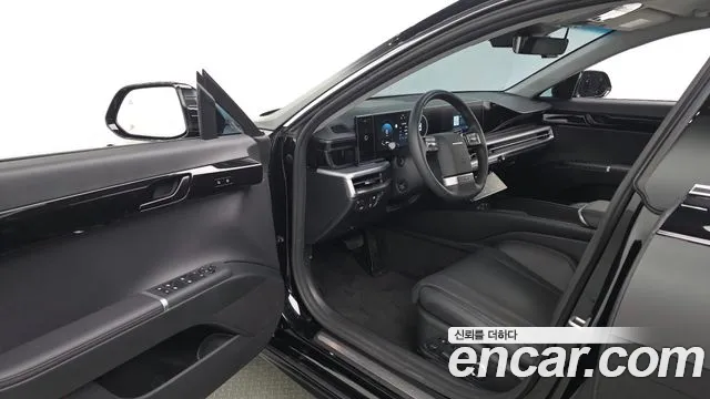 Hyundai Grandeur GN7 — Фото автомобиля 15