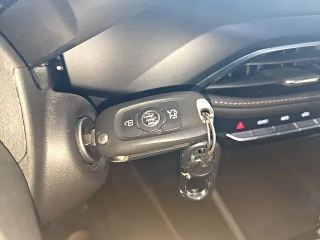 Buick Verano — Фото автомобиля 8