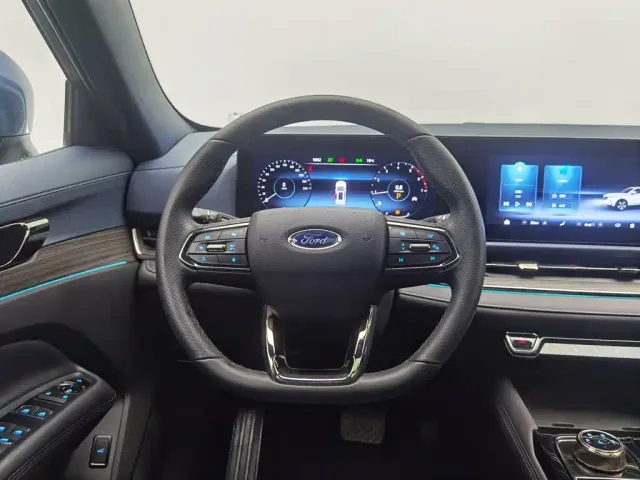 Ford Lingrui — Фото автомобиля 11