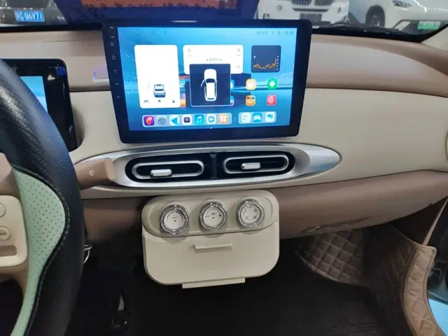 Wuling Hongguang Mini EV — Фото автомобиля 12