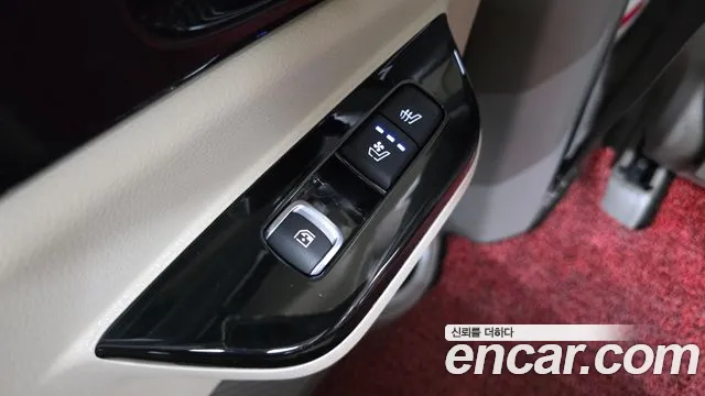 Kia Canival Carnival 4 поколение 7 мест Signature — Фото автомобиля 18