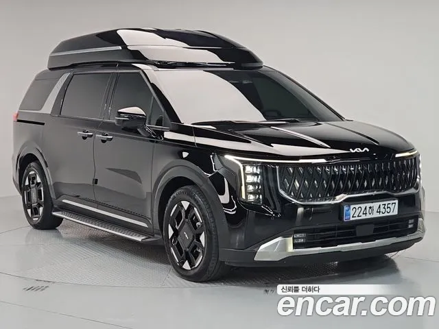 Kia Carnival Generation 4 — Фото автомобиля 2