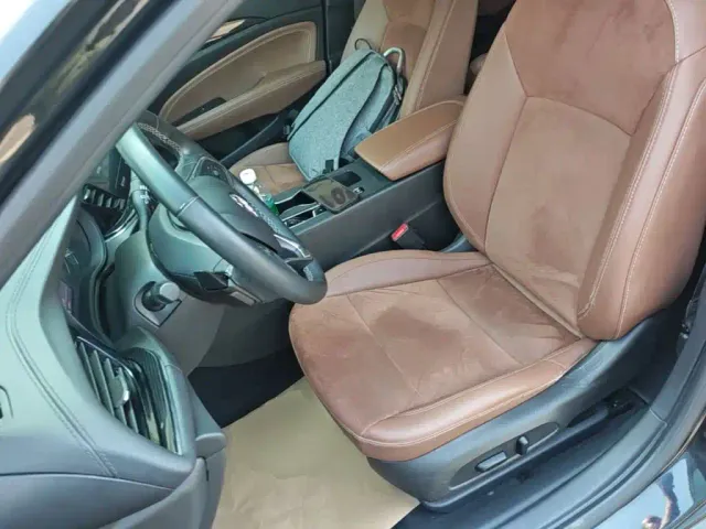 Buick Regal — Фото автомобиля 14