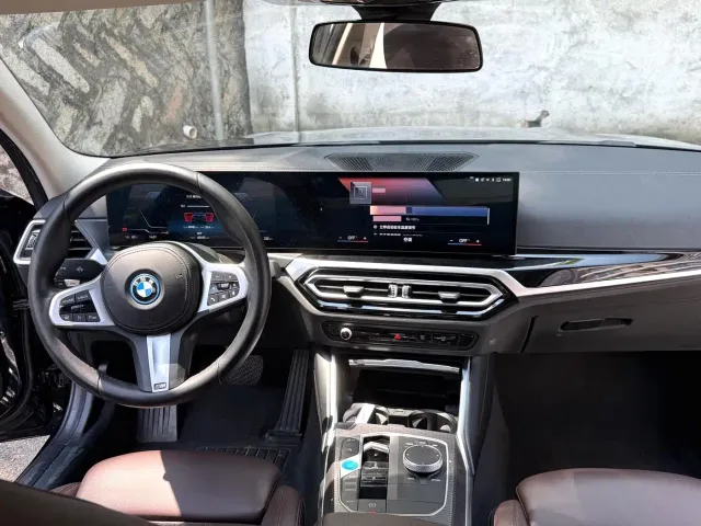 BMW i3 — Фото автомобиля 9