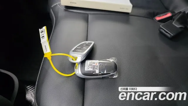 Hyundai Staria Staria 4WD Tourer 9 мест — Фото автомобиля 18