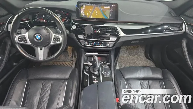 BMW 5 Series G30 — Фото автомобиля 10