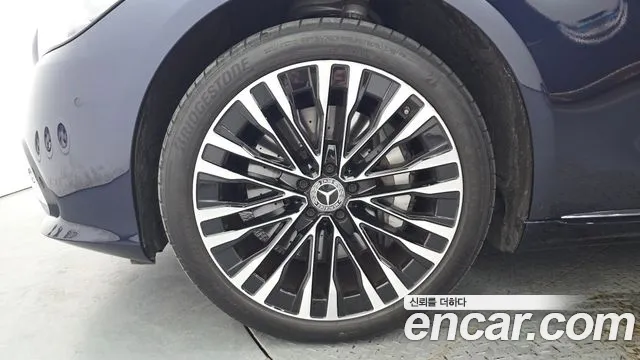 Mercedes-Benz S-Class — Фото автомобиля 5