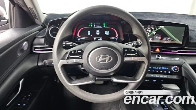 Hyundai Avante CN7 — Фото автомобиля 18