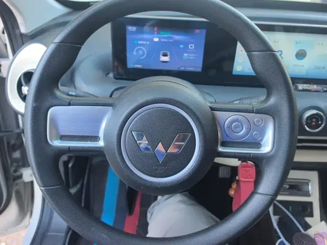 Wuling Bingo — Фото автомобиля 15