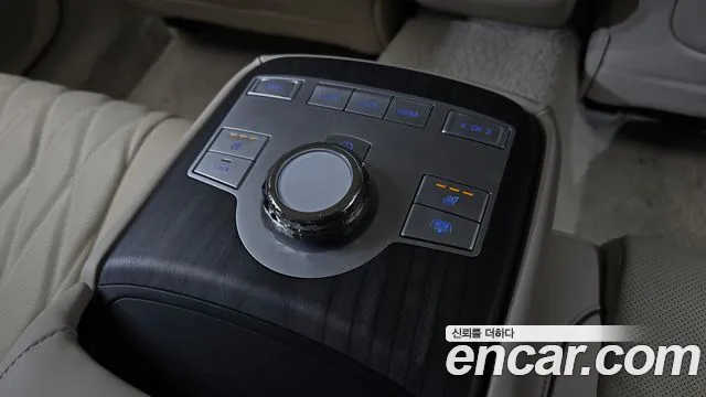 Genesis G80 RG3 — Фото автомобиля 30