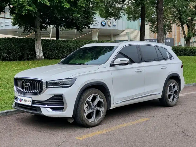Фотография автомобиля — Geely Xingyue L