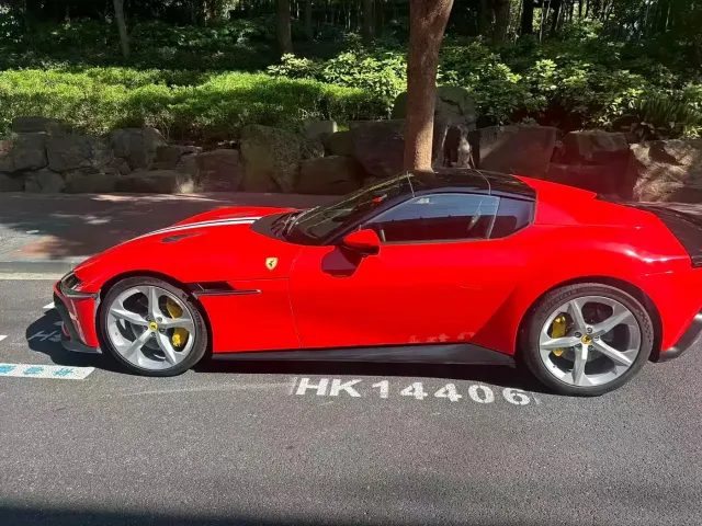 Ferrari 12Cilindri — Фото автомобиля 6