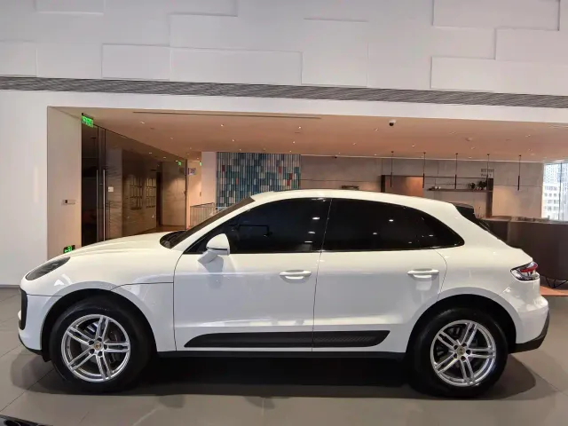 Porsche Macan — Фото автомобиля 2